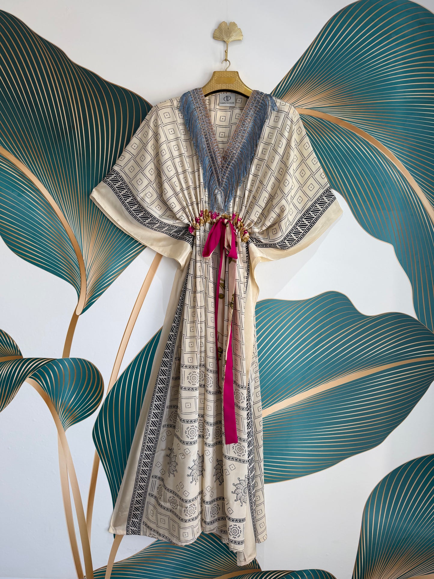 CLASSIC LONG KAFTAN