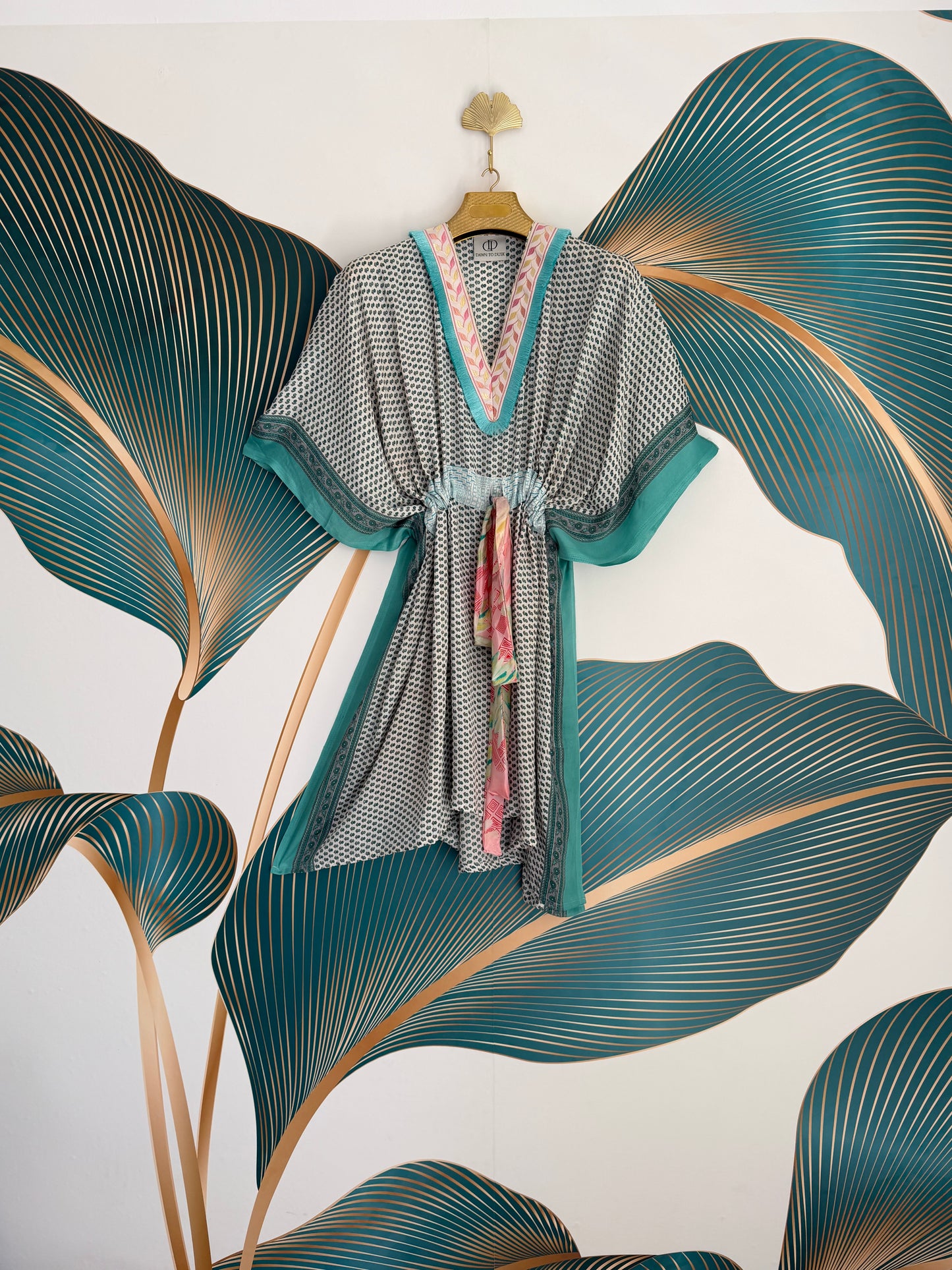 CHIC SHORT KAFTAN