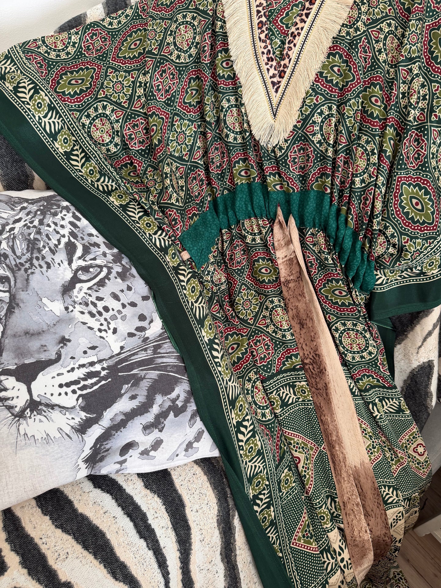 CLASSIC LONG KAFTAN