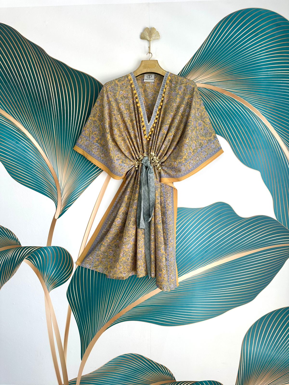 CHIC SHORT KAFTAN