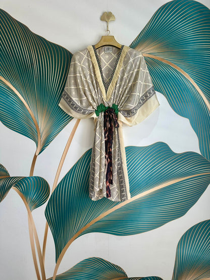 CHIC SHORT KAFTAN